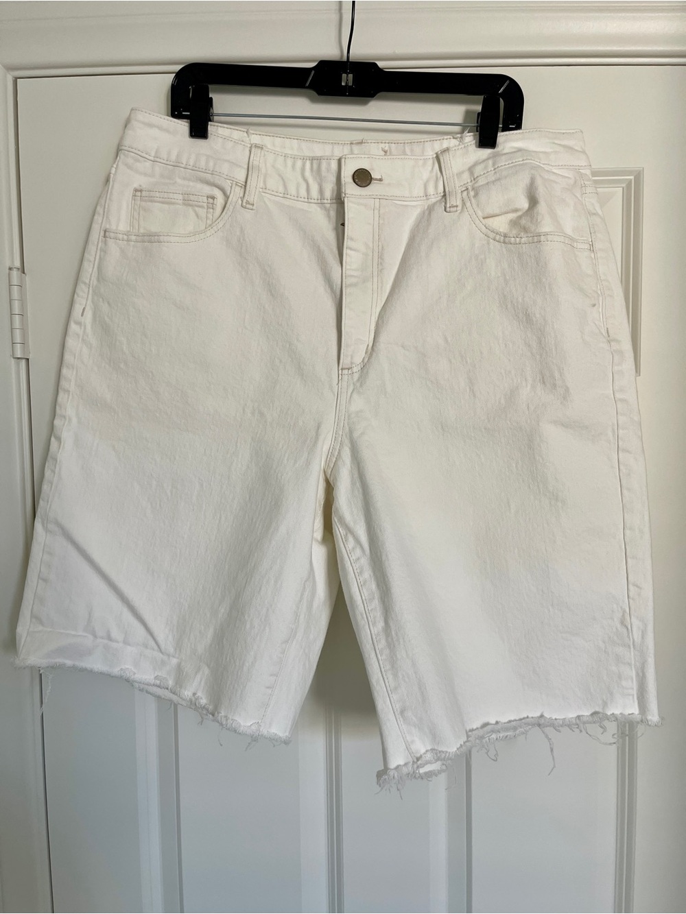 Off White Distressed Denim Jorts Size 17